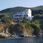Maison Bella Vista Bed & Breakfast