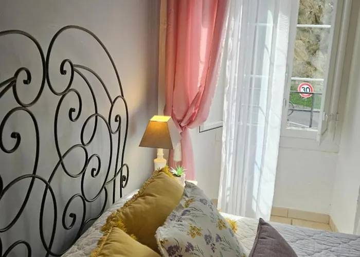 Oda ve Kahvaltı Maison Bella Vista 3*